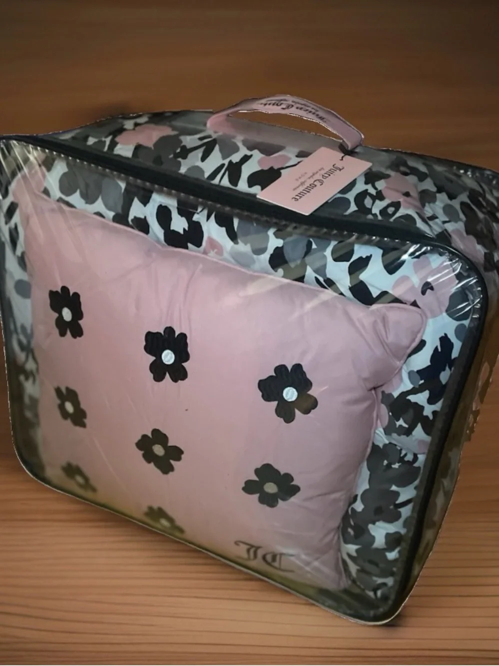 Juicy Couture 4-Piece Queen Printed Bed Set - Black Pink Floral Camo Comforter